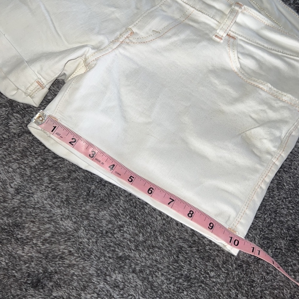 LEVIS SHORTS WHITE SIZE W30 PEACH & CREAM COLORED THREADS ROLLED HEM WHITE LABLE - Picture 14 of 17
